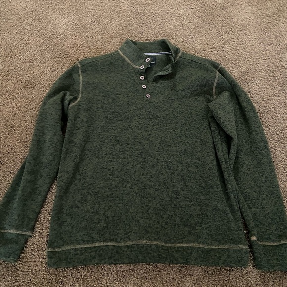 Green button pullover - Picture 1 of 2